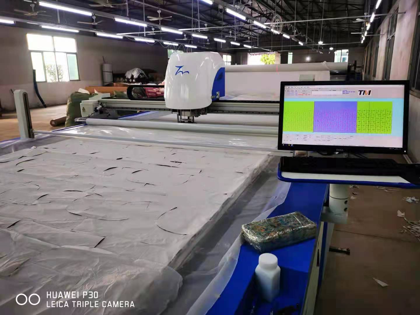 High accuracy multi layers cnc fabric cutter machine